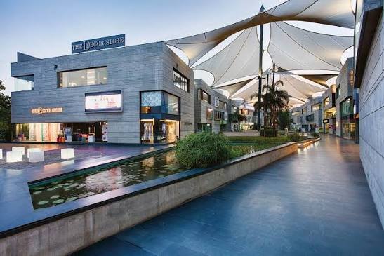 Mondeal Business Park, Ahmedabad