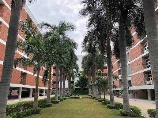 OHM Business Park, Vadodara
