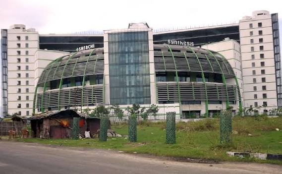 Synthesis Business Park, Newtown